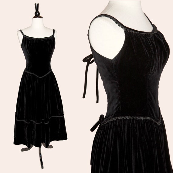 Vintage 50s Dress / 50s Black Velvet Cocktail Dres