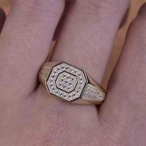 10K Yellow Gold Simple Everyday CZ Men&#39;s Ring