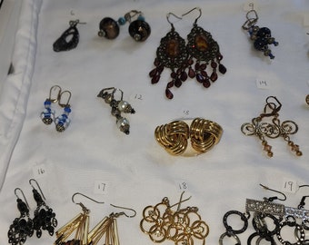 Vintage Pierced Earring Lot 20 Pair