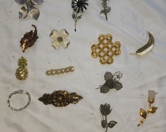 Vintage Fliral Brooch Lot 14 pieces