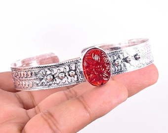 Echter roter Onyx geschnitzter Armreif, 925 Sterlingsilber-Schmuck, ovaler Edelstein-handgefertigter verstellbarer Armreif,