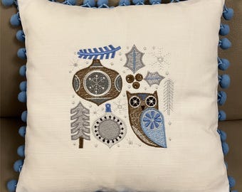 Coussin de Noël en lin : hibou bleu marron, bordure à pompons