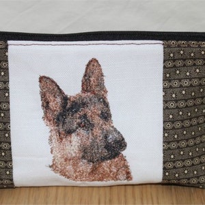 German Shepherd Large 5 x 7 hoop image 3