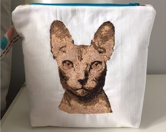 Zipped Pouch with Egyptian Hairless Cat