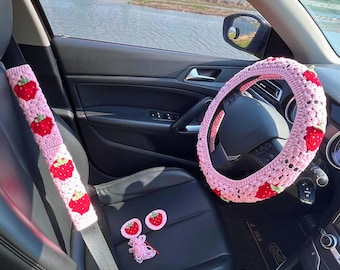 Gehaakte roze stuurhoes voor vrouwen, handgemaakte zwarte aardbei veiligheidsgordelhoezen, boho cadeau oma vierkant auto-accessoires decoraties