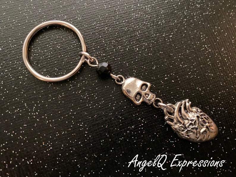 Telltale Heart Macabre Skull Keychain image 1