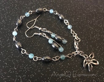Conjunto de pulsera y pendientes de chica isleña en azul con hematita y cuarcita azul OOAK