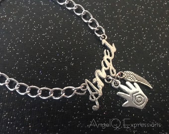 Pulsera de cadena de Castiel el Ángel de Supernatural, Palabra del Cazador, con mano sanadora y ala.