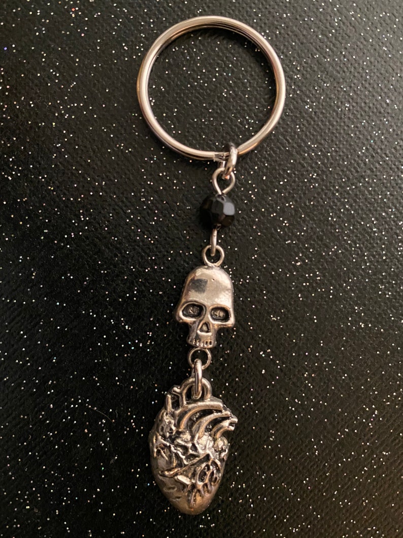 Telltale Heart Macabre Skull Keychain image 2