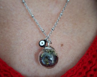 Collana con sfera di vetro protettiva, sale nero, tormalina nera, ametista, erbe, ciondolo occhio di Allah, gioielli da strega