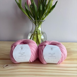 Pink superwash wool - Universal Yarn Deluxe DK - 822 Classic Pink - sweater quantity yarn - 284 yards per ball - wool for knitting, crochet