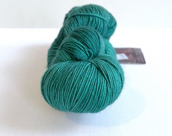 Teal Ella Rae Lace Merino - made in Italy - 58 Teal - superwash pure merino wool - 460 yards - hand-dyed merino sock yarn - ready to ship