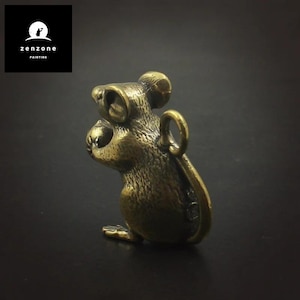 Handcrafted Mouse Figurine: Whimsical Home & Garden Decor