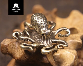 Figura de pulpo hecha a mano: Escultura en miniatura de criatura marina