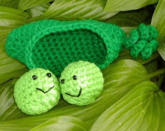 Crocheted Amigurumi 2 Peas in a Pod----PDF--PATTERN