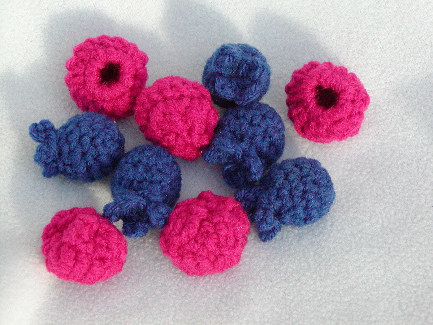 FREE PATTERN Crocheted Blueberries and Raspberries | Etsy