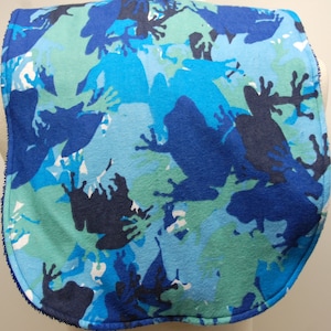 Youth/Junior Boy Bib - Special Needs, Cerebral Palsy, Drooling, Epilepsy, Seizures, Adaptive Clothing, 14-inch Neck Opening:  Blue Frogs