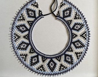 Collier de perles ethnique (sylianka)