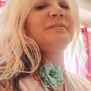Crochet Rose Choker: Soft Cotton Flower Necklace