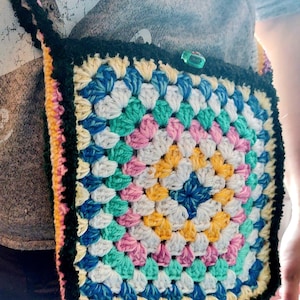 Crochet shoulder, vintage,boho bag, women&#39;s. Beautiful colors, soft to the touch. Granny square.Handmade crochet bag for summer.