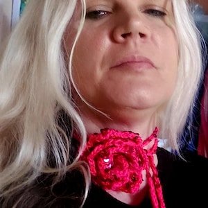 Crochet Rose Choker: Soft Cotton Flower Necklace
