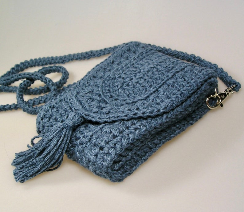 Small blue handmade crochet shoulder bag image 3