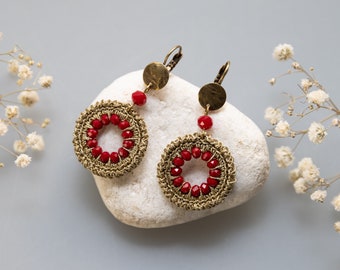 Round crochet earrings and red beads