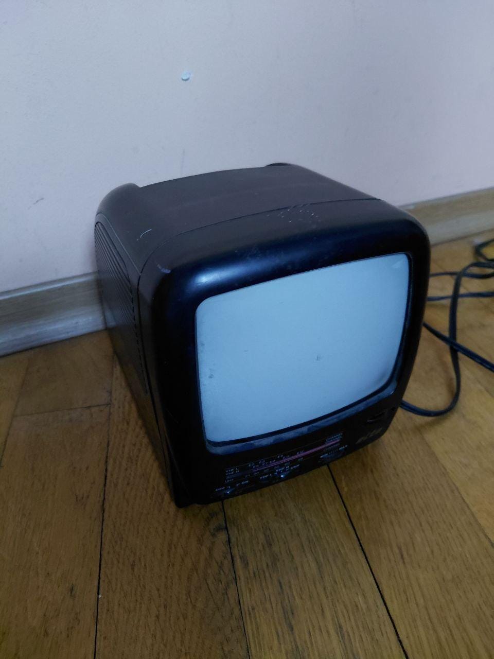 Vintage portable tv - Etsy 日本
