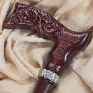 Handmade Walking Cane - Carved Walking Stick - Custom Wooden Cane - Cane For Women - Gift For Mom - Women Cane - Oak Wood Cane