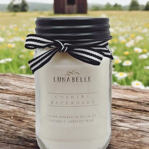 country backroads scented candle, rustic farmhouse decor, cozy home fragrance, gift for country lovers, mason jar candle, mason jar, rustic