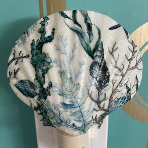 Decoupaged Seashell Night Light, Teal Ocean Night light, Shell Nightlight, White Scallop Sea Shell Night light, Beach Theme,