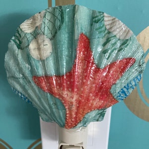 Decoupaged Seashell Night Light, Coral Starfish Night light, Shell Nightlight, White Scallop Sea Shell Night light, Beach Theme,
