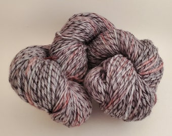 Reegan's Dusk ll Twist merino worsted yarn 287 yds