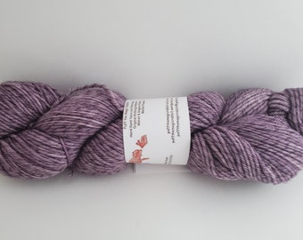 Periwinkle's Dusk ll Twist merino worsted yarn 304 yds