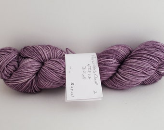 Periwinkle's Dusk ll Super Wash merino worsted yarn 318 yds