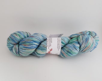 River's Morning ll Calzino Merino Super WashNo Yarn 644 yds