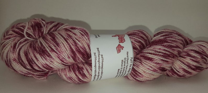 Fairy Sock Gold in Claude/'s Candy Cane I 425 yds