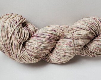 Claudine l Super Wash Merino Sport Weight Yarn 459 yds