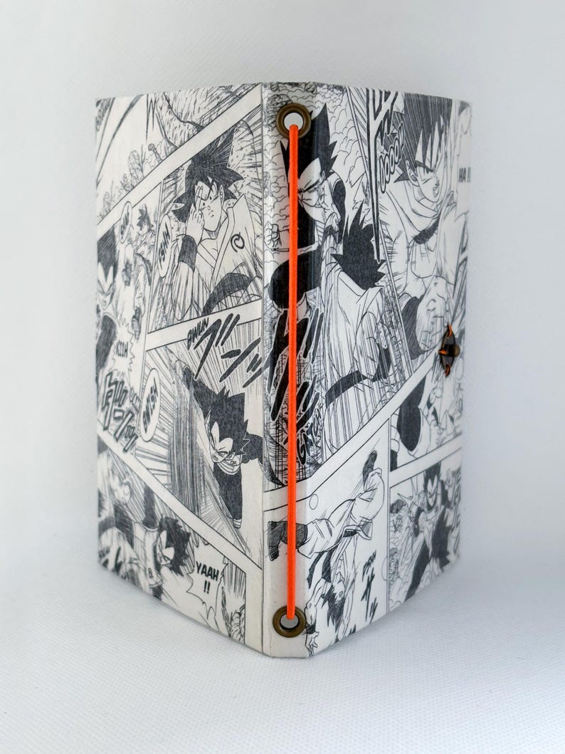 Funda para pasaporte de Dragon Ball Super: Regalo ecológico Tetra Pak de cómics reciclados imagen 4