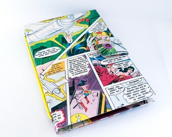 Wonder Woman stripboek paspoorthoes: handgemaakt van gerecyclede Tetra Pak-verpakking