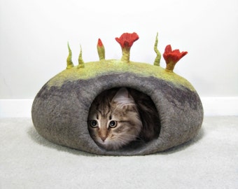 Felted Cat Bed TUTORIAL / Cat Cave Pattern. Instant PDF Download. Wet Felting Technique.