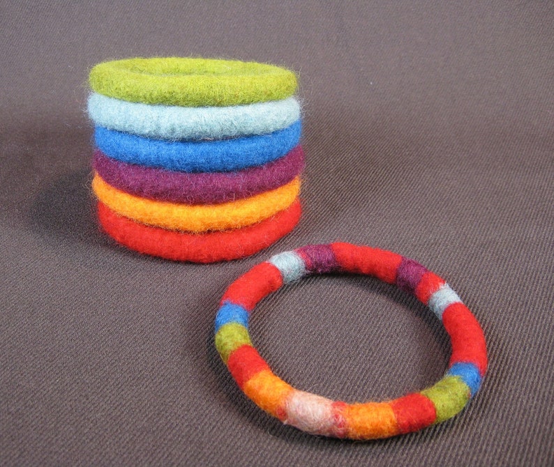 How to make wet felted bangle bracelets eBook tutorial pdf image 1