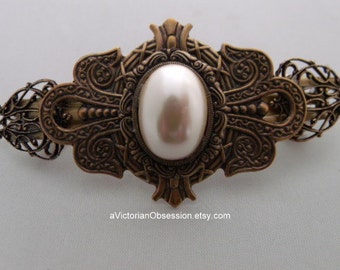 Hair barrette Vintage Victorian Antique gold and Faux Pearl barrette hair clip