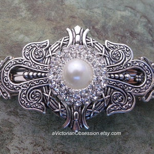 Vintage Victorian style Handcrafted Wedding hair Barrette hair clip pearl rhinestone button center silver
