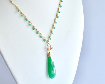 Delicate Green Onyx Necklace, Onyx Necklace,  Green Necklace, Green Pendant