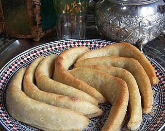 Cornes de gazelle traditionnelles, fait maison par une passionnée, spécialité marocaine, à base d'amende et de miel