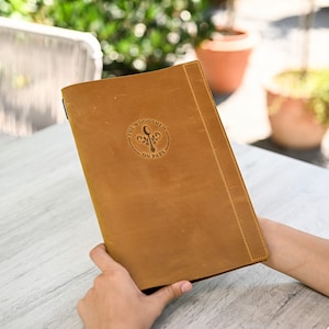 Couverture de menu de restaurant, Couverture de menu personnalisée en cuir avec bande élastique, Couvertures de menu avec feuilles à fixer sur une bande de caoutchouc, Support de menu personnalisé