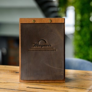 Porte-menus en cuir avec logo en relief, support de menu personnalisé adapté aux demi-feuilles A5/US, menu personnalisé, tableau de boissons