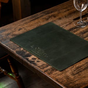 Embossed Leather Placemat: Customizable Rectangular Dining Mat