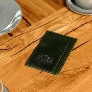 Leather Check Presenter, Guest Bill Organizer for Restaurants, Custom Receipt Holder with Logo, Server Wallet for Waitstaff or Bar Use